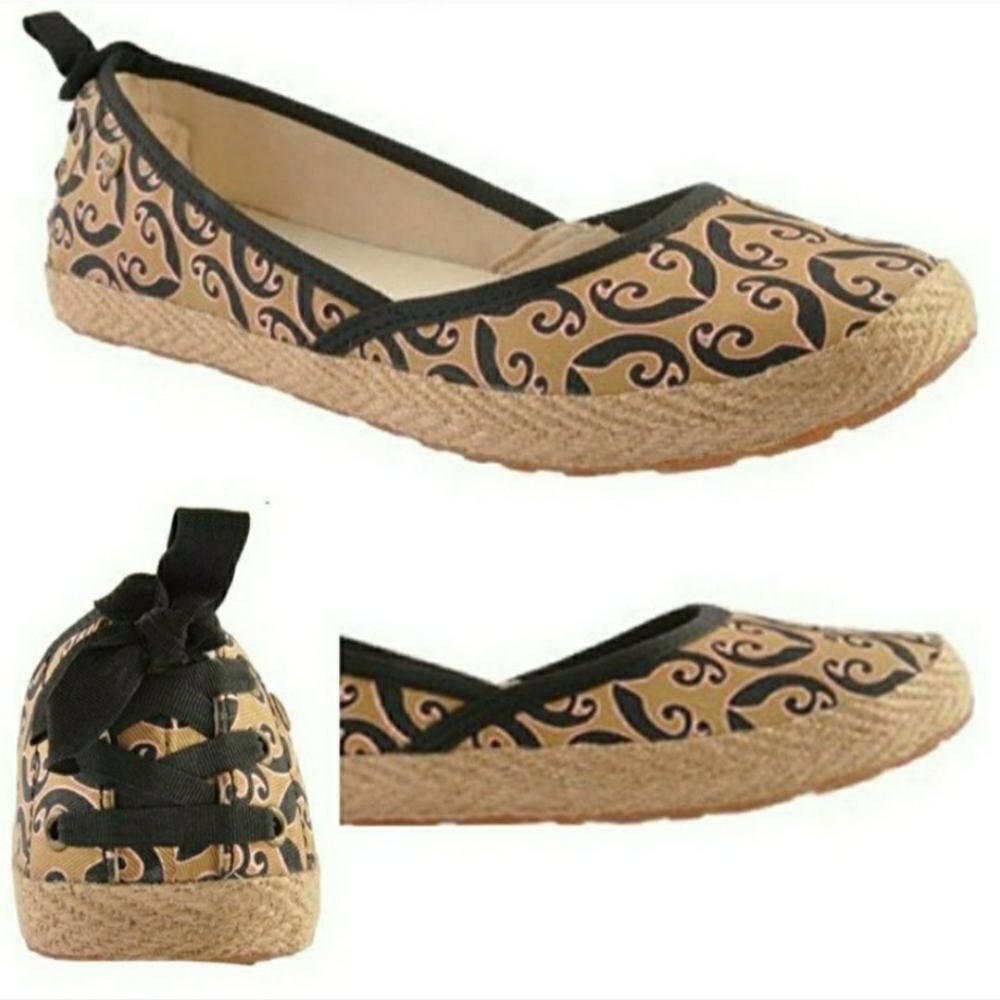 UGG Australia India Marrakech Slip on Flats Canvas Espadrille Sneakers Bow